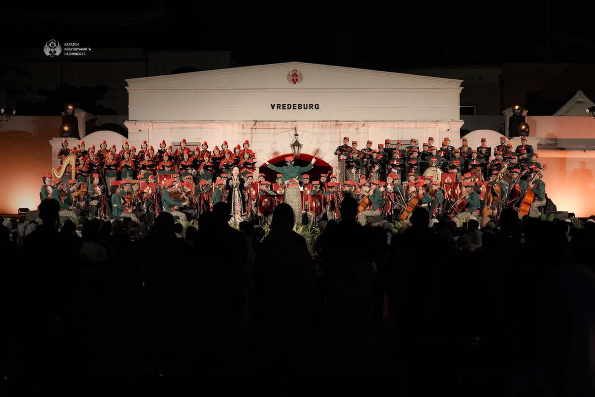 Image slider - Bel Canto: The Italian Voice, Harmoni Yogyakarta Royal Orchestra dan Musisi Italia kembali Bergema