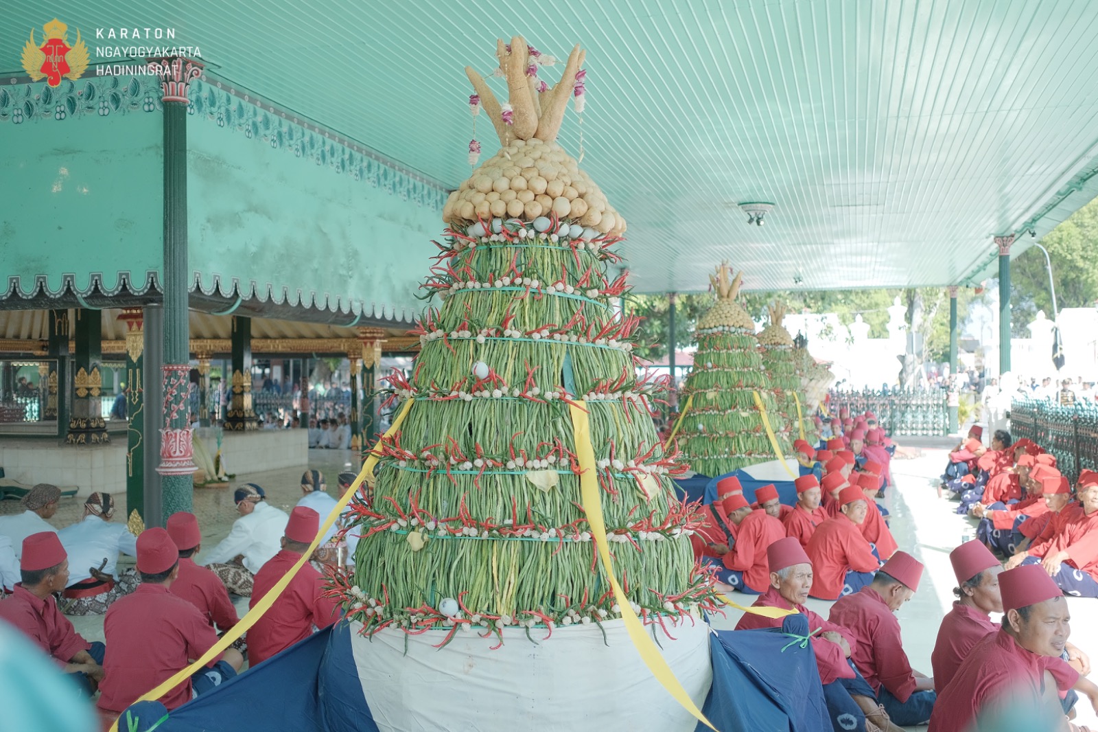 Gunungan