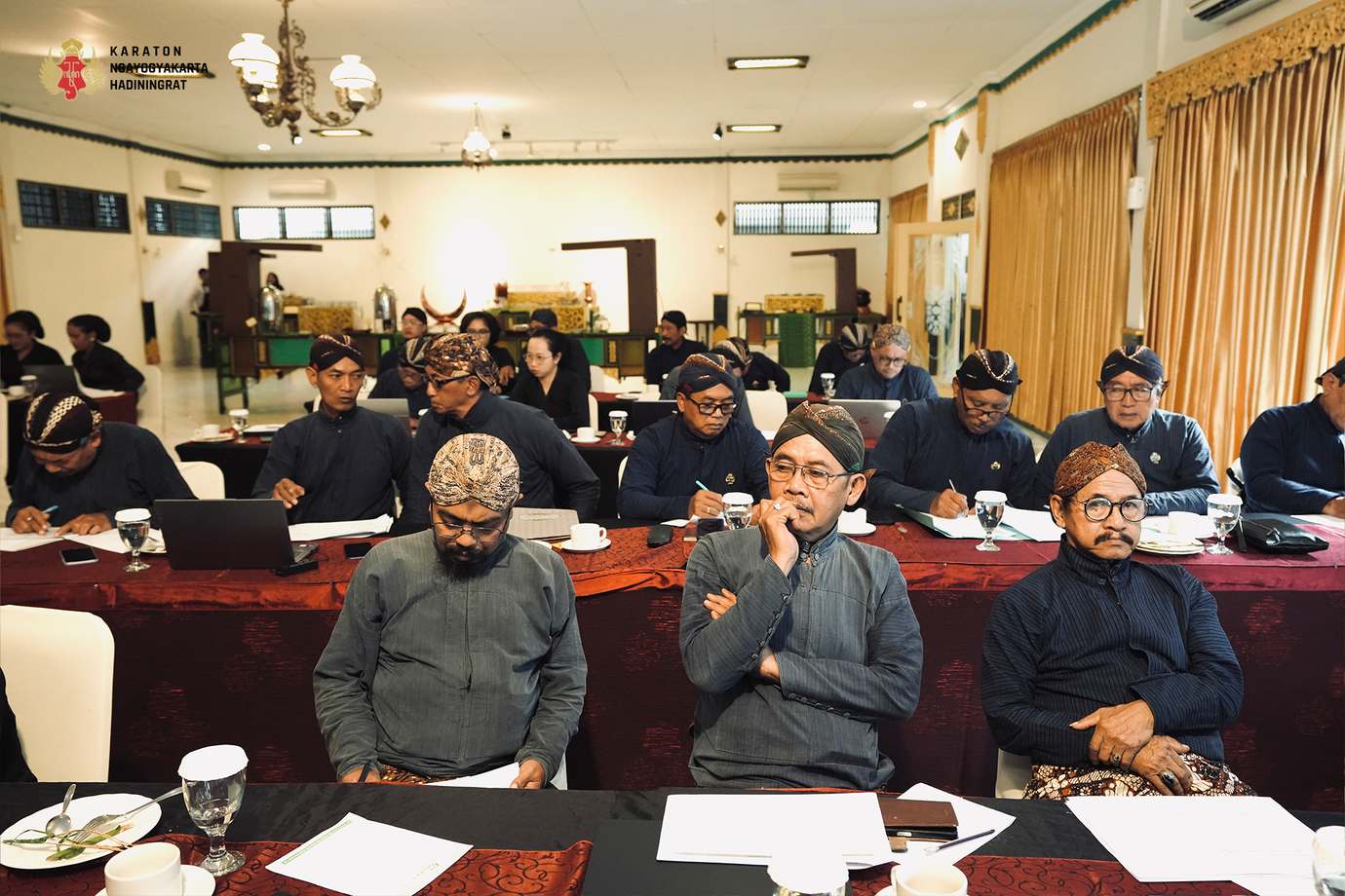 Image slider - Keraton Membangun Sinergi Baru: Lokakarya Pembentukan serta Konsolidasi Program Kerja Kawedanan dan Bebadan