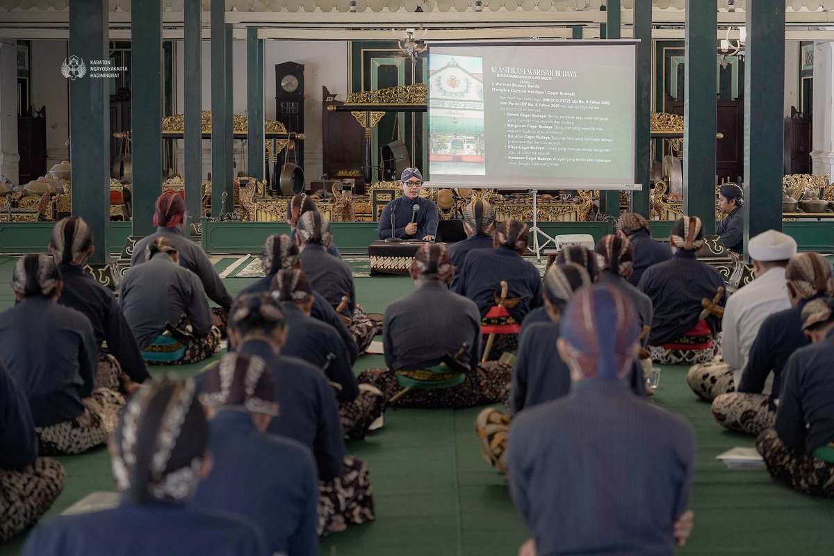 Image slider - Pawiyatan Abdi Dalem Kelas Dasar I 2026: Bekal Ilmu untuk Para Abdi Budaya