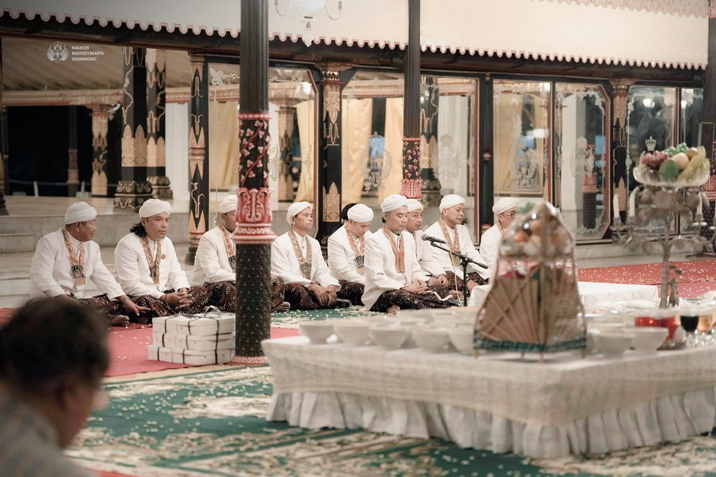 Image slider - Khaul Sri Sultan HB IX: Mengenang Keteladanan Bapak Pramuka Indonesia