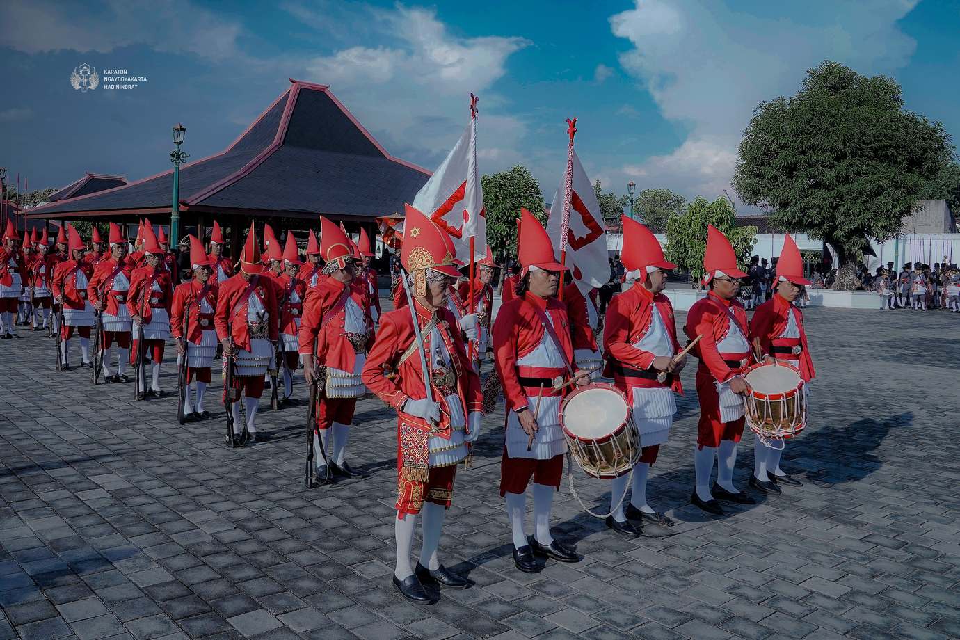 Image slider - Fragmen Beganjar/Makanjar dan Kridha Bramastra: Revitalisasi dan Inovasi Gladhi Resik Prajurit