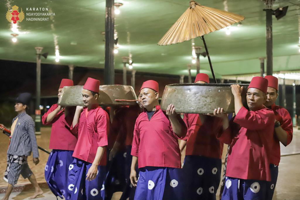 Miyos Gangsa 002
