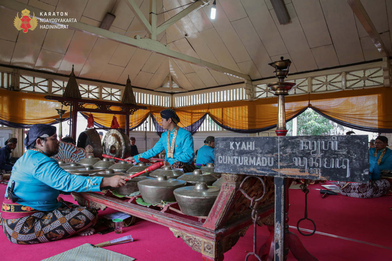 Guntur Madu 2