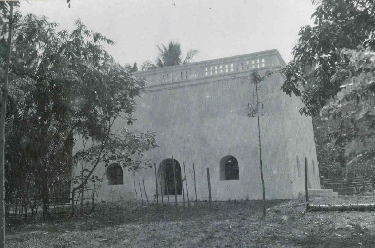 Panggung Krapyak (1938) Foto Oudheidkundige Dienst. Dari Buku Lensa Budaya 1 Menguak Fakta Mengenali Zaman Bpcb Yogyakarta. Hal 169