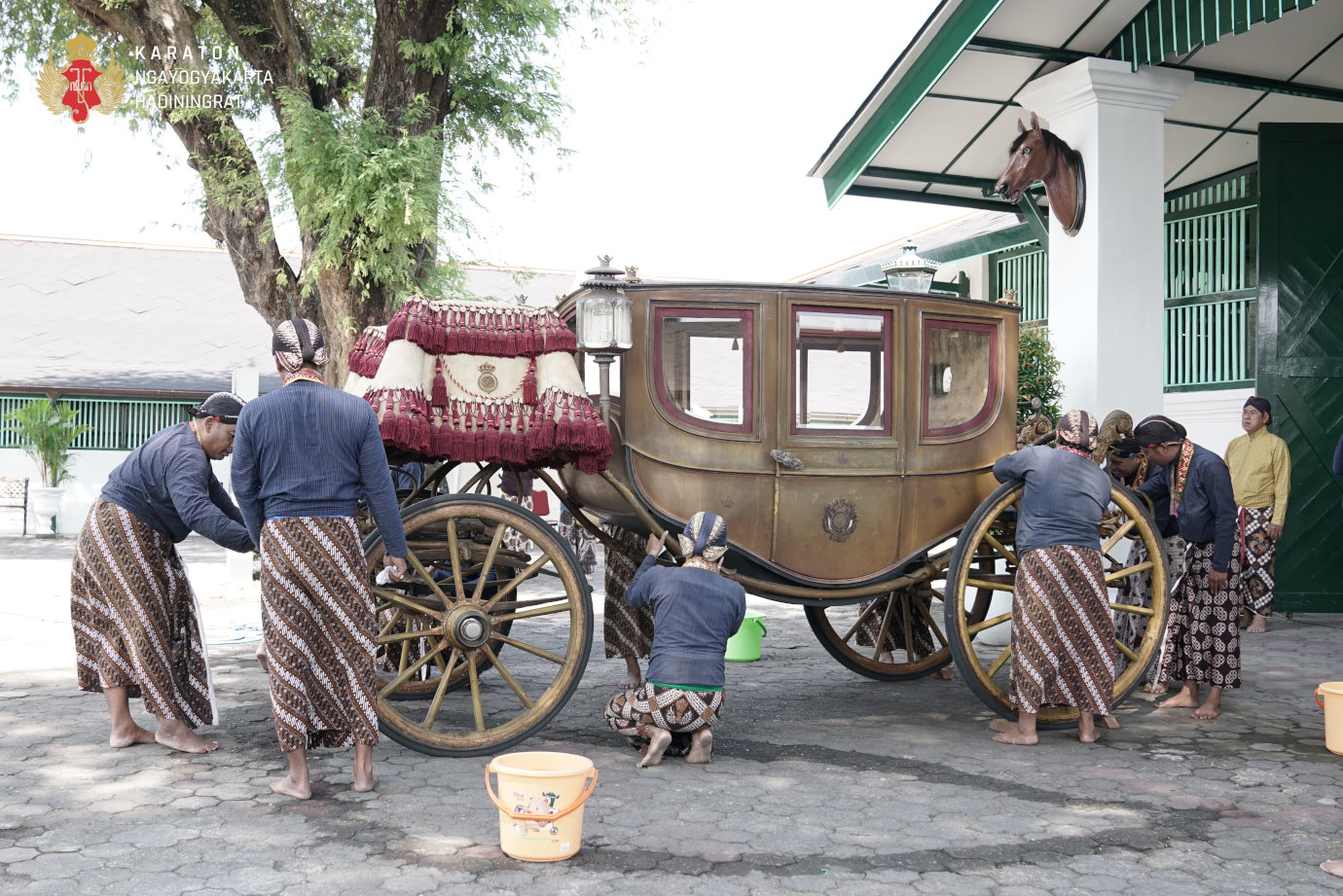 Siraman Kreta 002