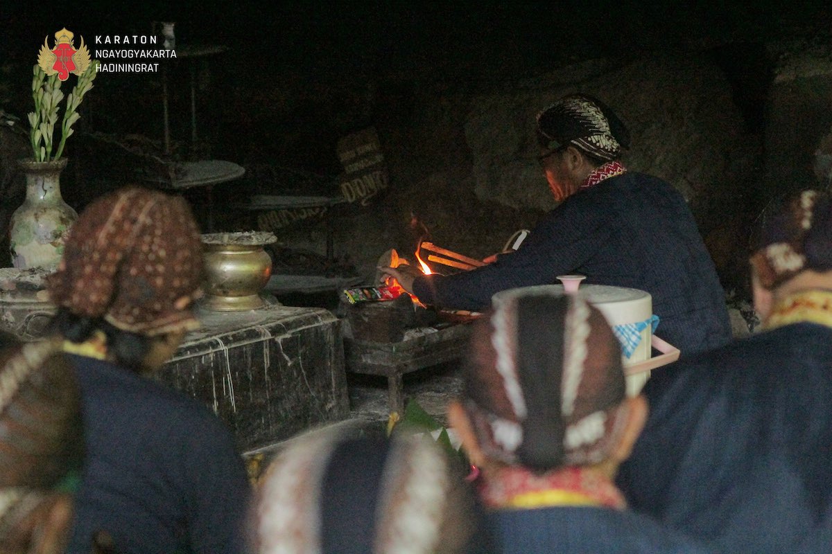 Labuhan Ageng Tahun Wawu 1953 Maret 2020 08