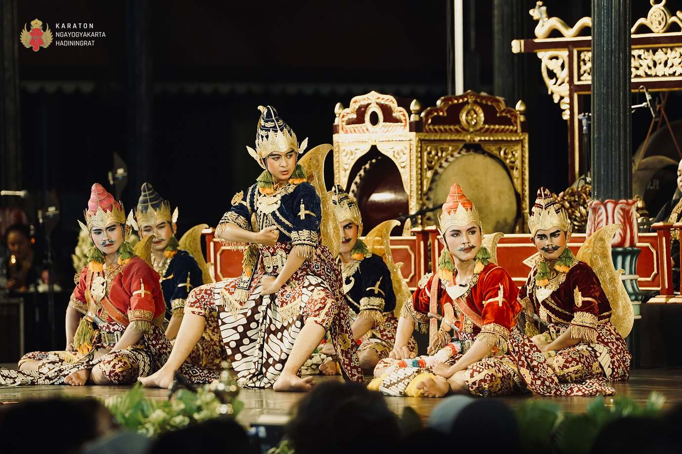 Pameran 5 11 Small