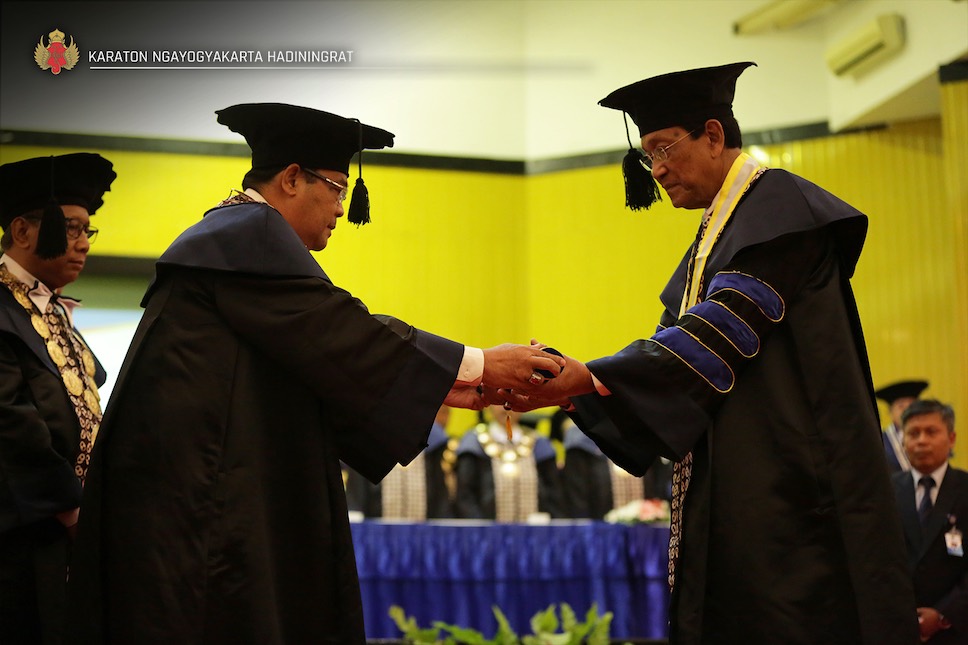 Penganugrahan Gelar Honoris Causa   03