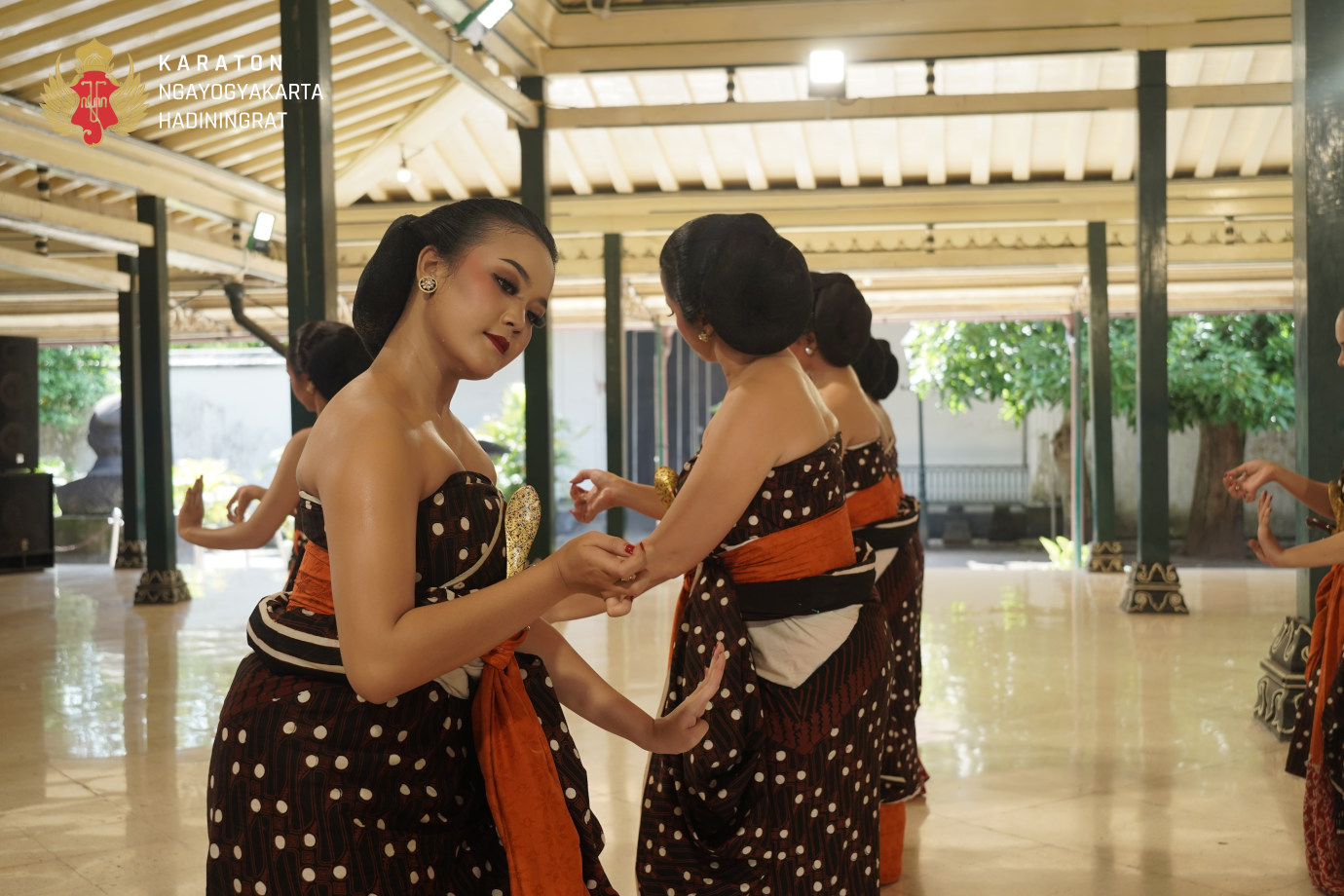 Gandrung Manis 001